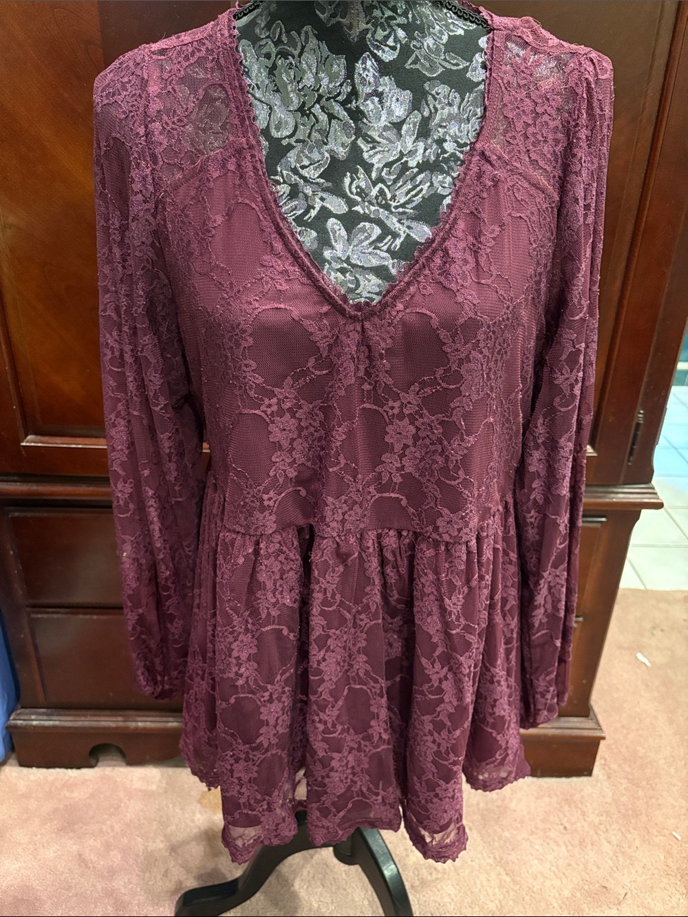 torrid Burgundy Lace Peplum V-Neck Tunic